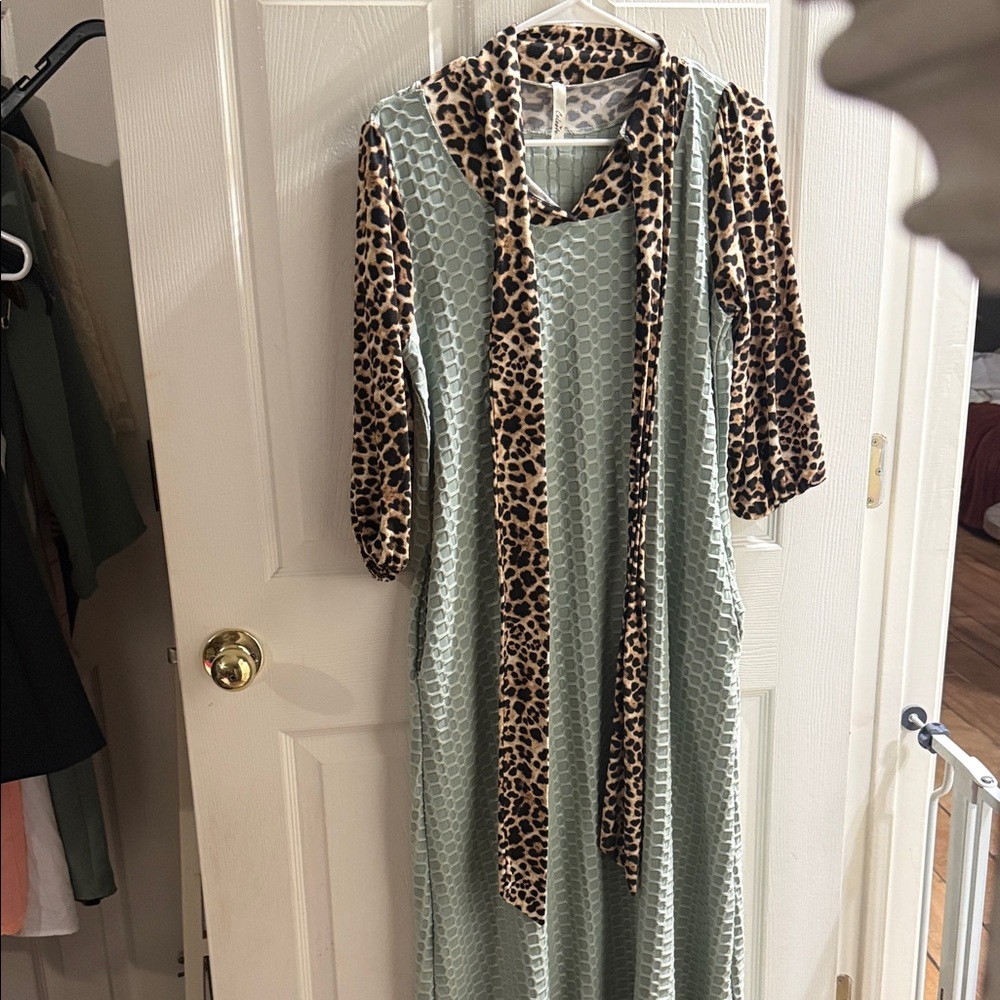 Papillon Blanc Mint Green Textured Dress with Leopard Trim
